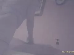 Fue al baño y dio positivo. videos español xxx